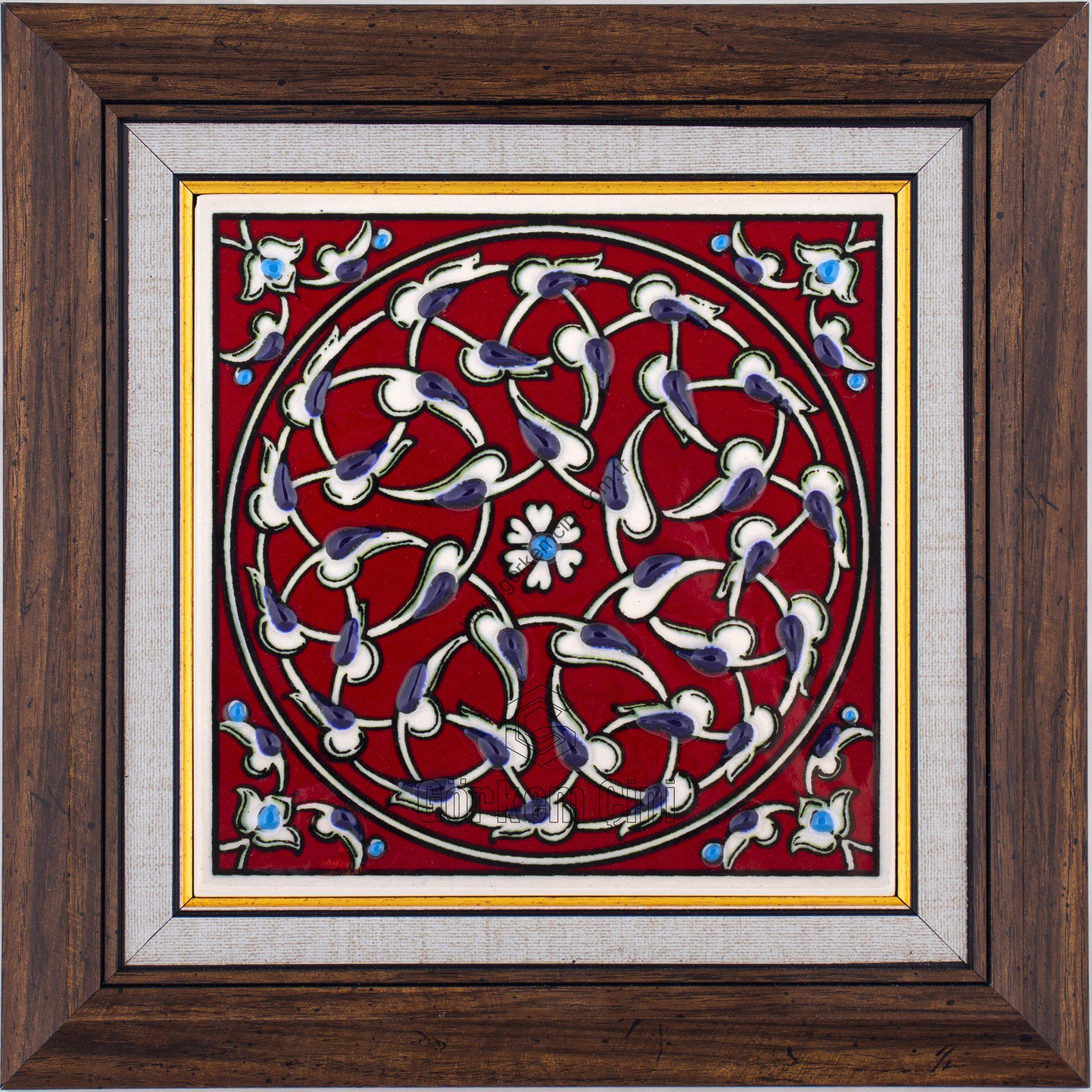 10X10-GÇ142-RUMİ-DESENİ-KIRMIZI-ZEMİN
