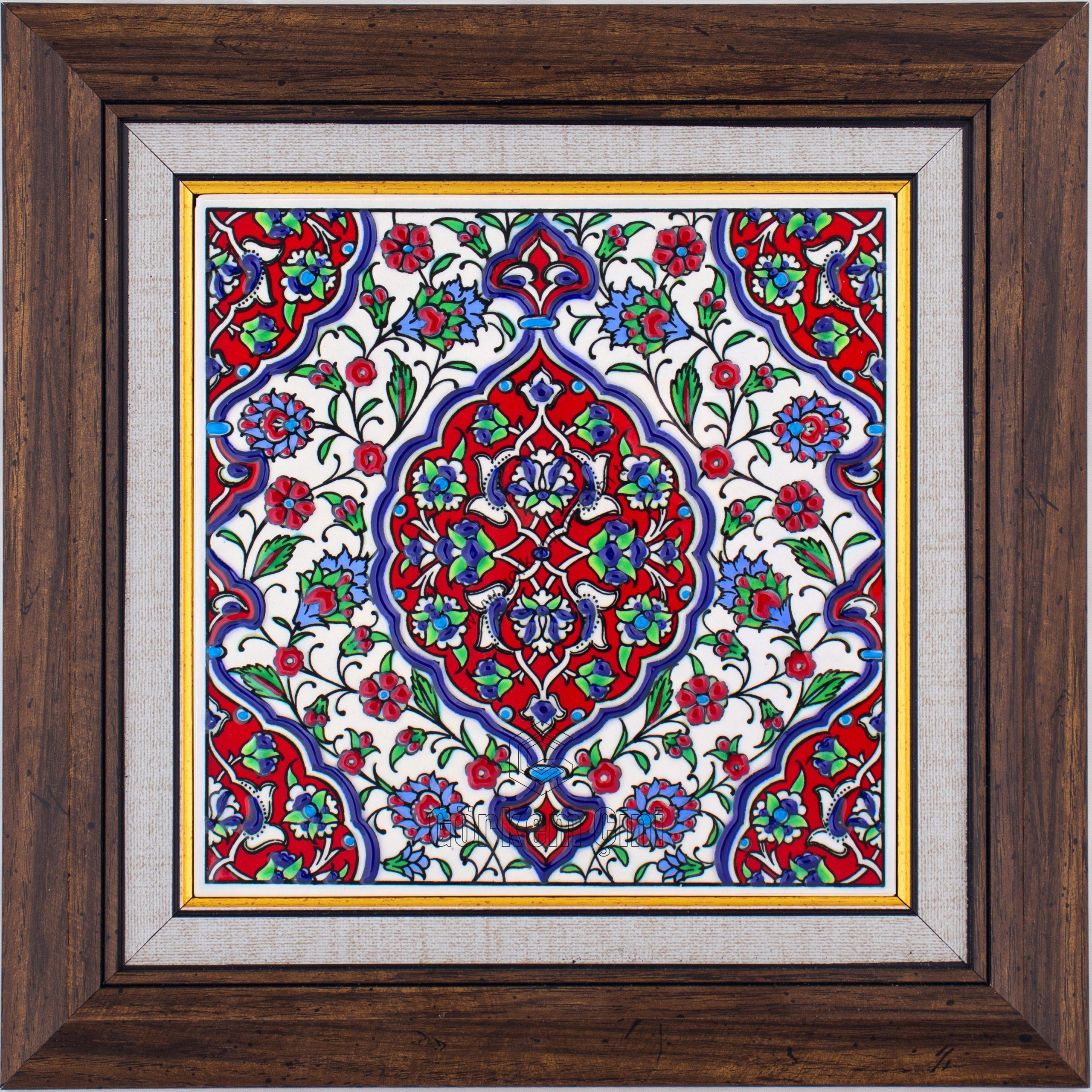 20X20-GÇ028-MADALYON-DESENİ-KIRMIZI-ZEMİN